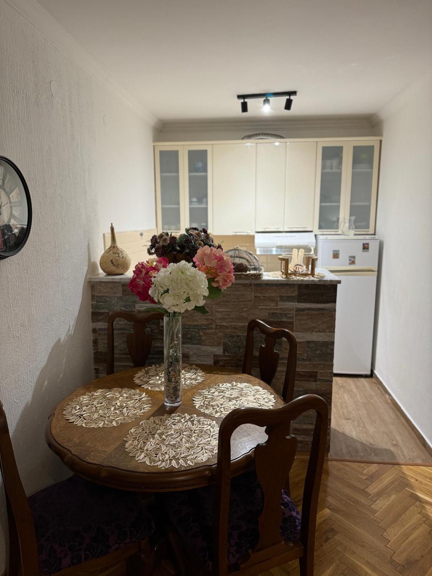 Casa Apartments, Two-Bedroom Apartment Budva Luaran gambar