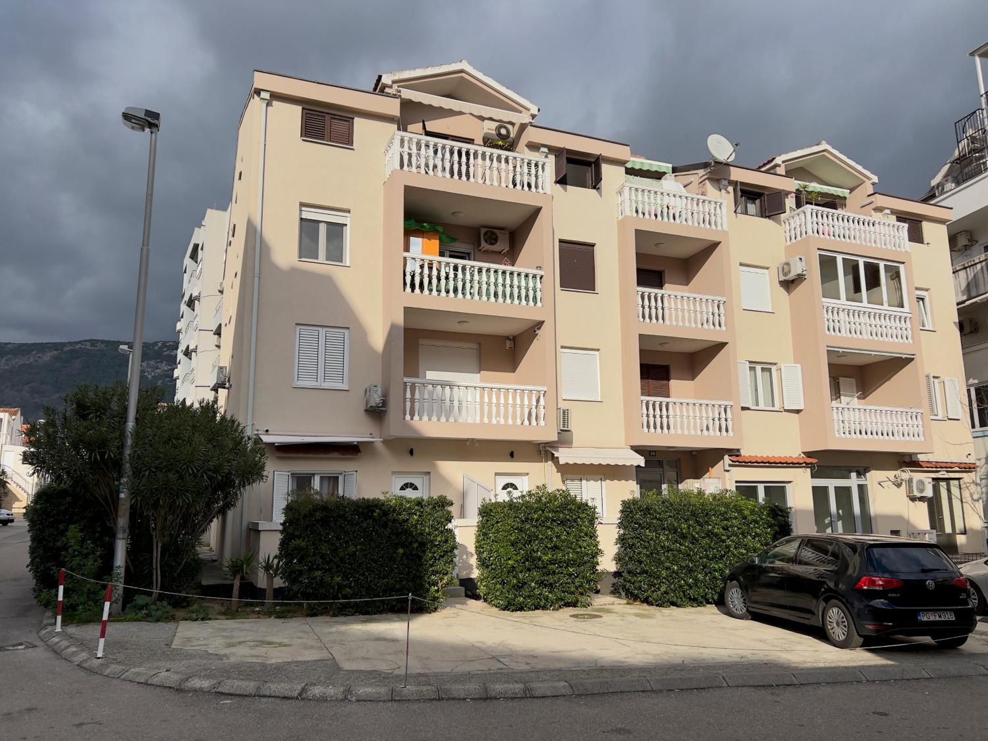 Casa Apartments, Two-Bedroom Apartment Budva Luaran gambar